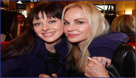 Claudia Heffner Peltz's Age: Uncovering The Truth